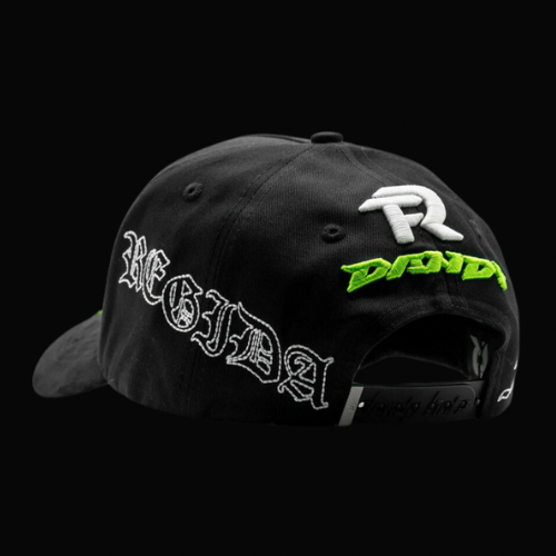 untitled design – 162 DANDY HATS X FUERZA REGIDA
"PERO NO TE ENAMORES"