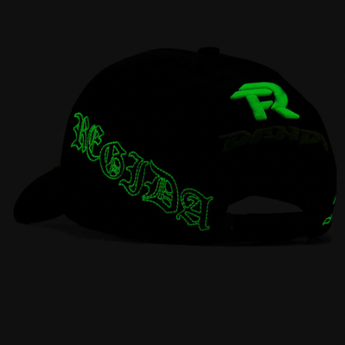 untitled design – 167 DANDY HATS X FUERZA REGIDA
"PERO NO TE ENAMORES"